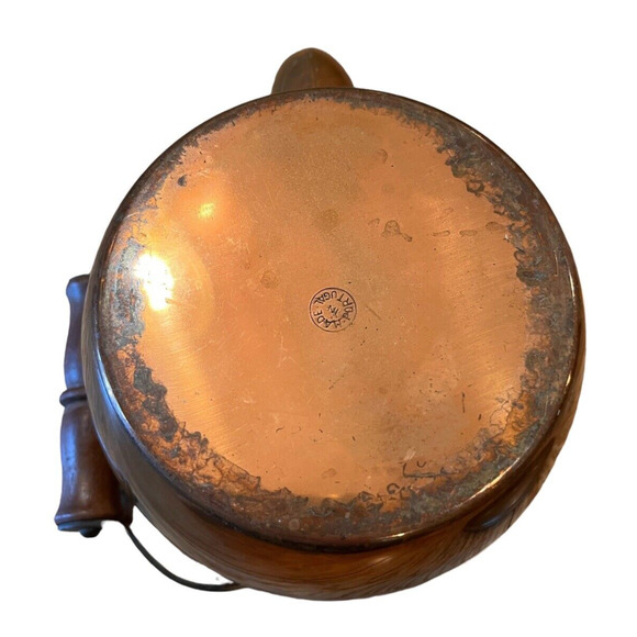 Vintage COPPER TEAPOT Primitive TEA KETTLE Wood Handle Portugal - Picture 8 of 9